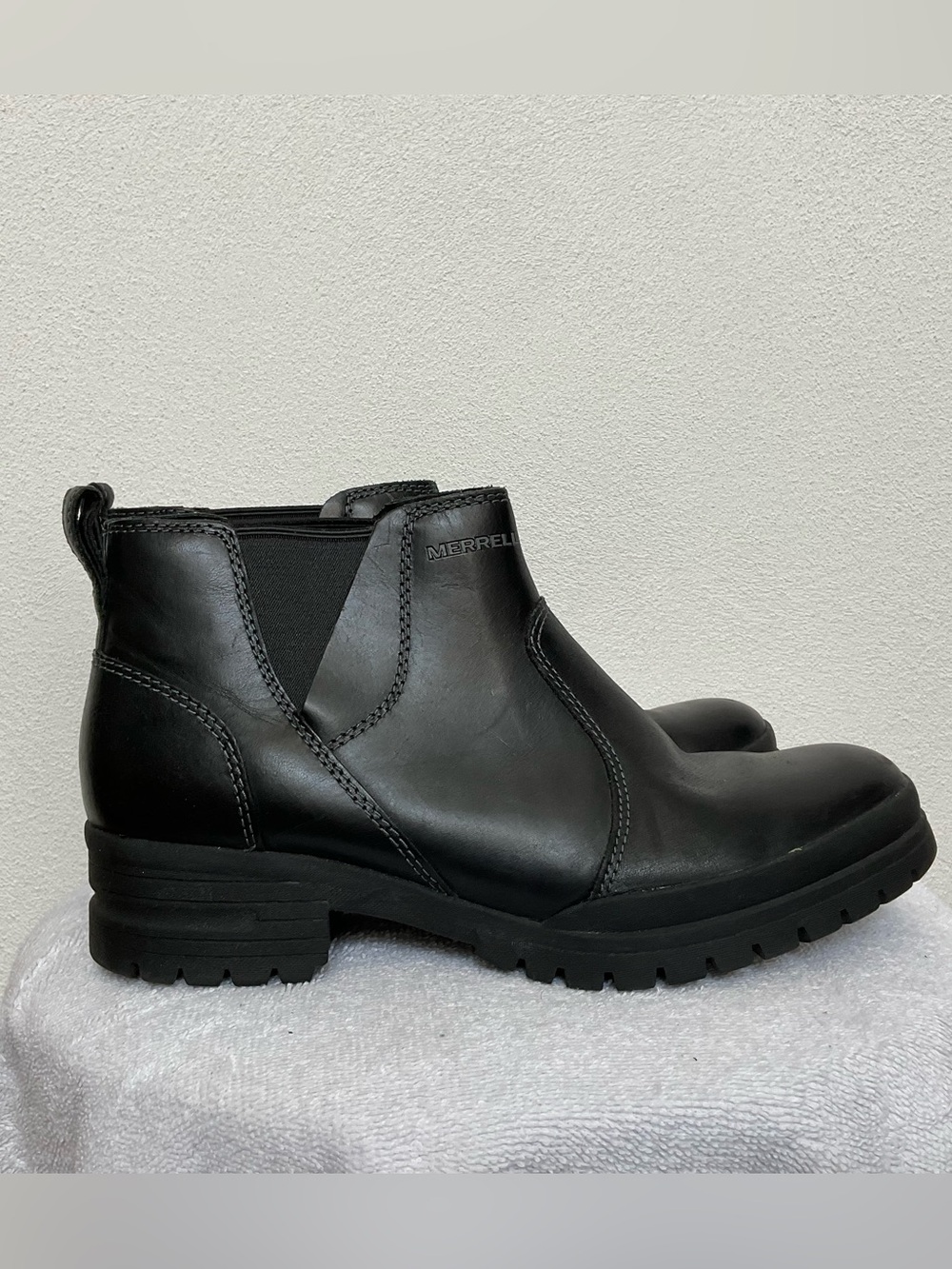 Merrell City Leaf Chelsea Boots Black Leather Slip On Size 8.5 Fall Winter